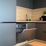 Urban Bloom Апартаменты Бухарест