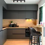 Elite 布加勒斯特